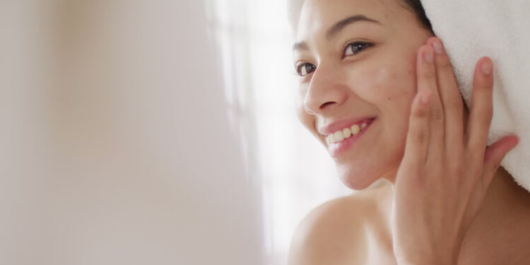 Methods to Achieve Radiant Skin Without the Use of Skincare Products